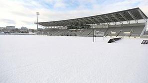 Reykjavík stadion Islandija Laugardalsvöllur sneg zima kvalifikacije SP 2014