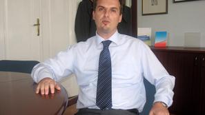 Ravnatelja Pušnika uradno še niso obvestili o razveljavitvi pravnomočne sodbe zo