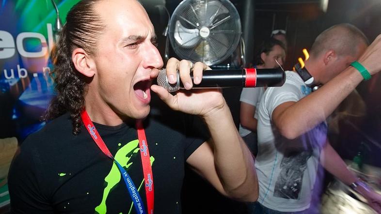 Umek razplesal absolvente