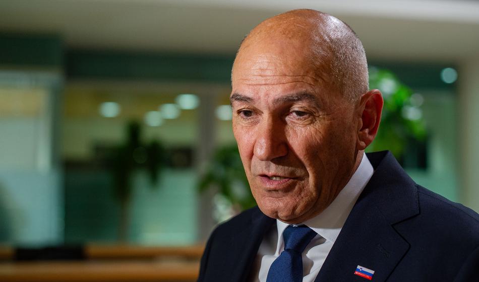 Janša napovedal izpodbijanje rezultata predčasnega glasovanja