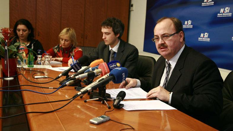 Horvat verjame, da bo koalicija kljub različnim stališčem še naprej vedno dosegl