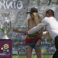 femen euro 2012 pokal