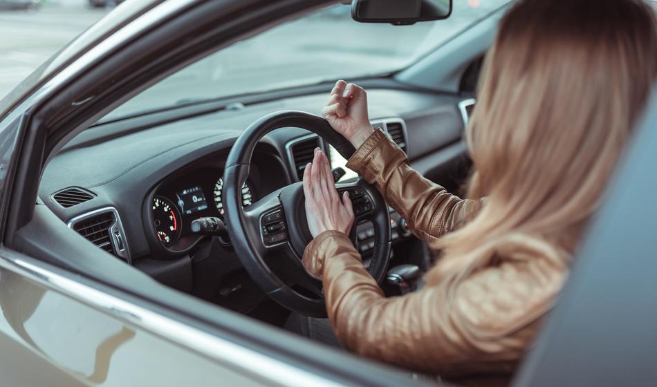 Avto vozila enako kot on, po ločitvi vse pravice priznali njemu