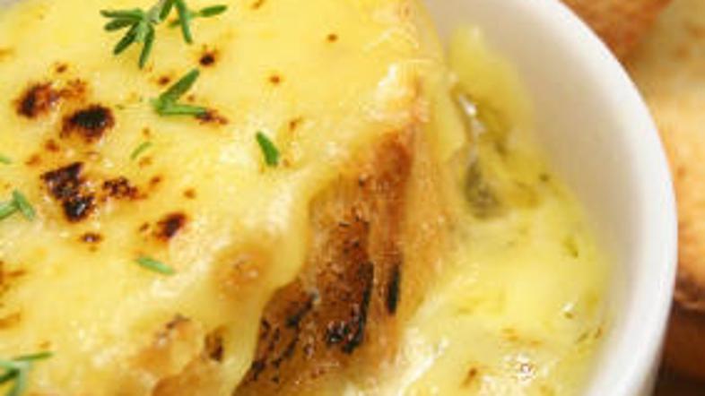 Gratinirana poslastica.