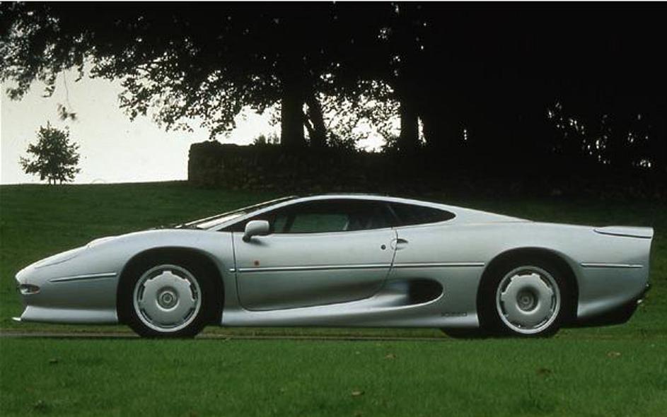 Jaguar XJ220