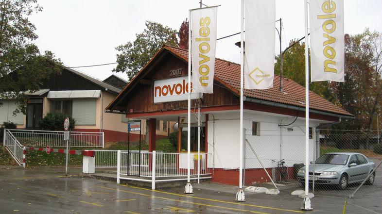 Slovenija 21.10.07...novoles...foto: martin kerin...