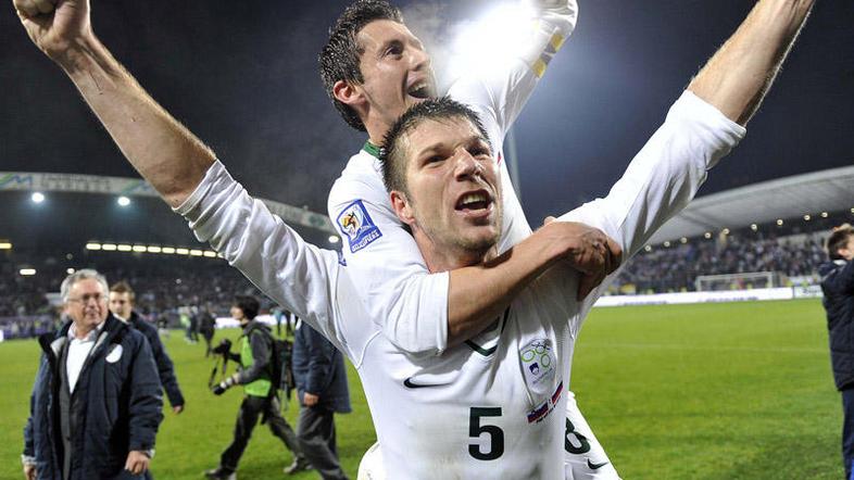 Slovenski nogometaši bodo imeli v petek podporo polnega stadiona v Ljudskem vrtu