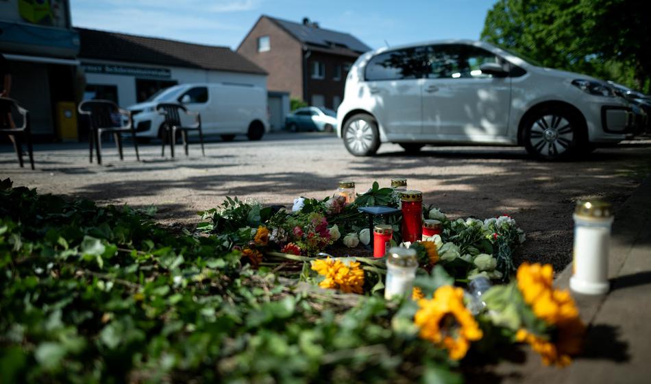 Grozljiva tragedija: Voznica zapeljala v skupino otrok, dva umrla