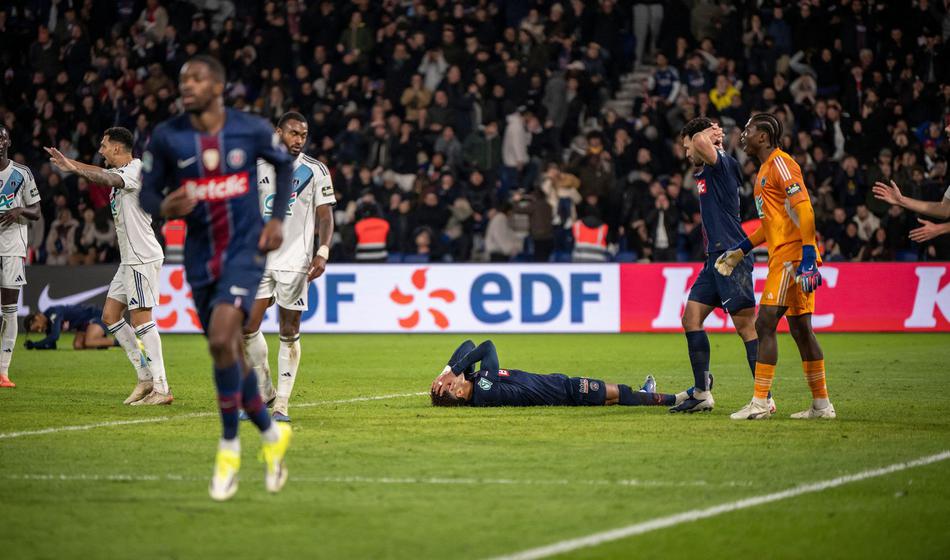 Senzacija: David nokavtiral sosednjega Goljata