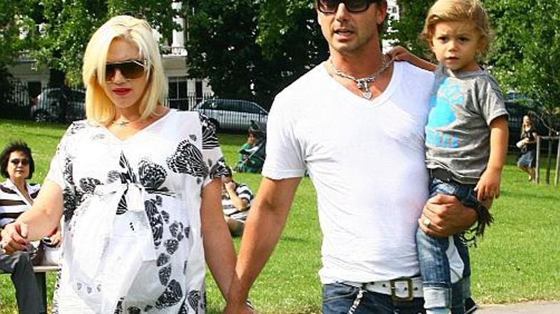 Družinica v sladkem pričakovanju ...