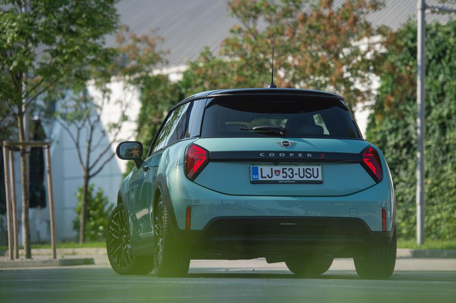 Mini Cooper S | Avtor: Anže Petkovšek