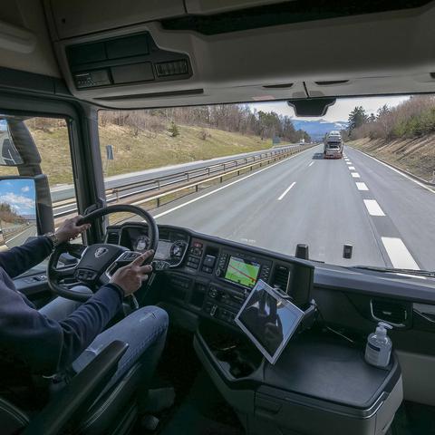 Scania 540S, vožnja tovornjaka, tovornjak