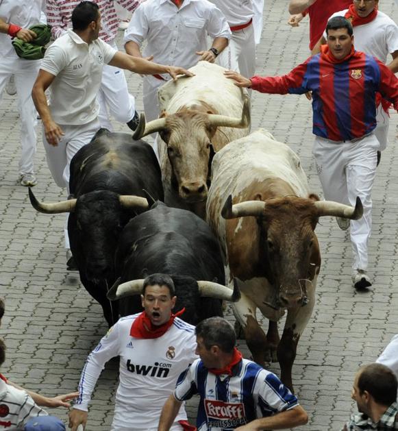 Tek pred biki v Pamploni