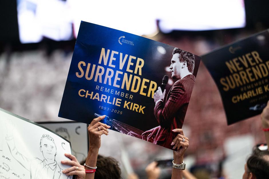 spominska slovesnost za Charlieja Kirka | Avtor: Profimedia