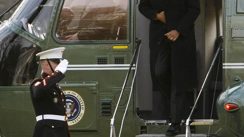 Obama je takoj po koncu novoletnih praznikov sklical sestanek vseh, odgovornih z