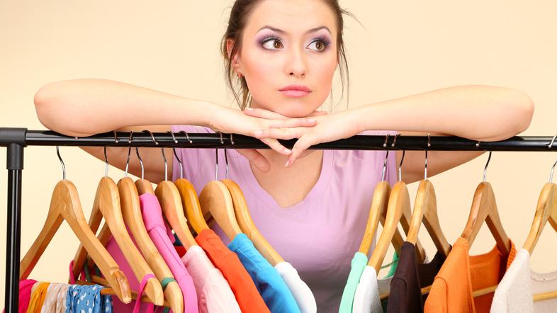 obleke garderoba ženska