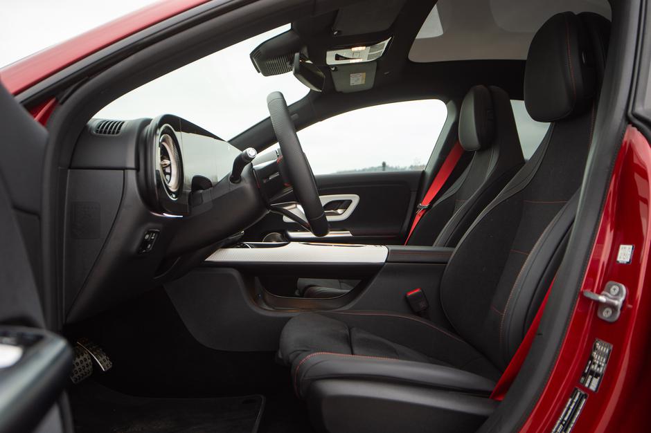Mercedes CLA 250+ | Avtor: Anže Petkovšek
