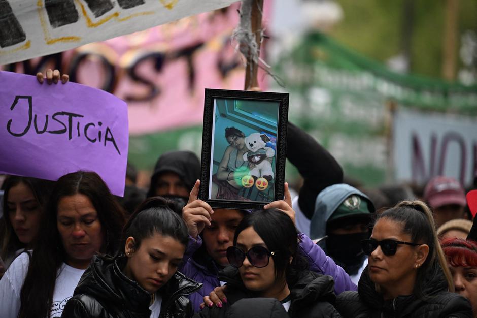 Umor treh punc v Argentini | Avtor: Profimedia