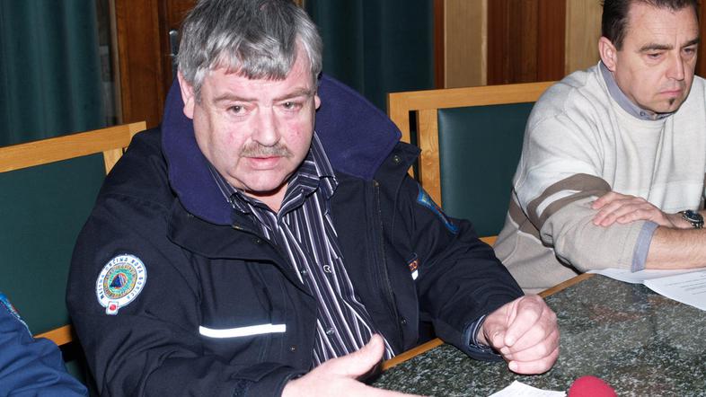 Bogdan Zoratti, namestnik poveljnika civilne zaščite, je povedal, da so staro po