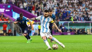 Lionel Messi enajstmetrovka