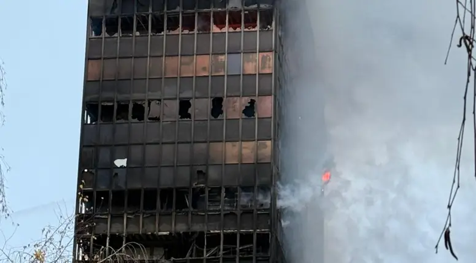 Stolpnica Vjesnik v plamenih | Avtor: 24sata