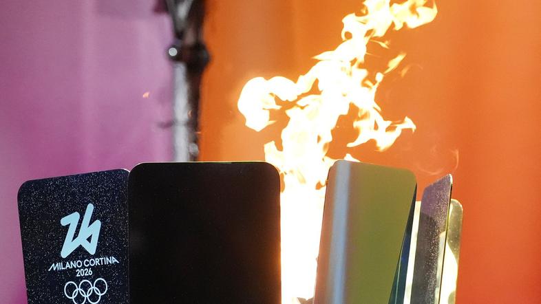 Milano-Cortina olimpijski ogenj