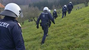 Avstrijska policija na Šentilju