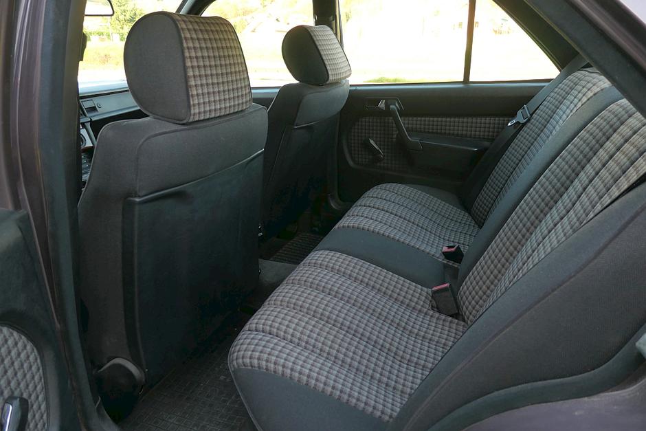 mercedes-benz 190, razred C | Avtor: Matija_Janežič