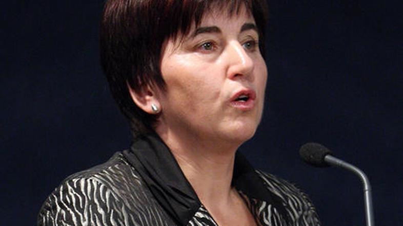 ljudmila_novak_nikr170509_T