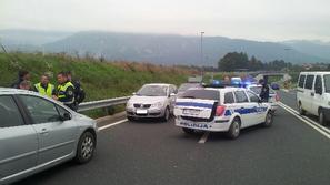 policija policisti avtocesta beg