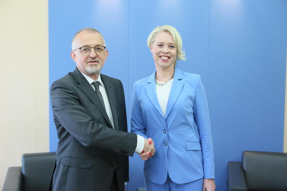 Predsednica DZ Urška Klakočar Zupančič