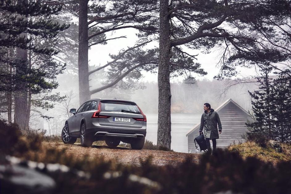 Volvo V90 cross country