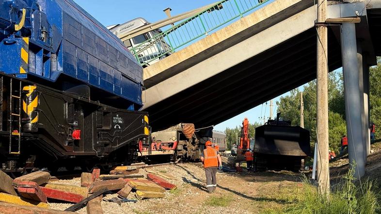 Brjansk most porušen