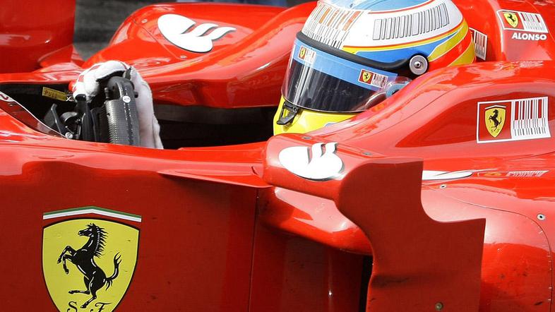 Fernando Alonso se že od prvega dne pri Ferrariju počuti domačega. (Foto: Reuter