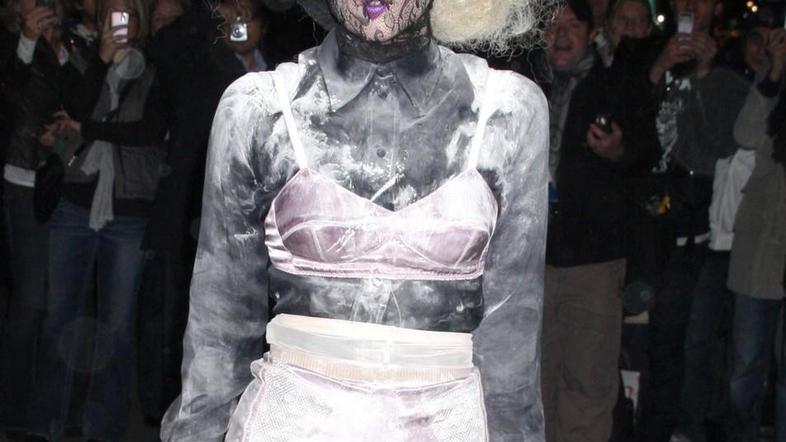 Bo Lady GaGa navdušila kraljico? (Foto: Flynet/JLP)