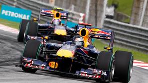 VN Malezije 2010 dirka Red Bull Vettel Webber