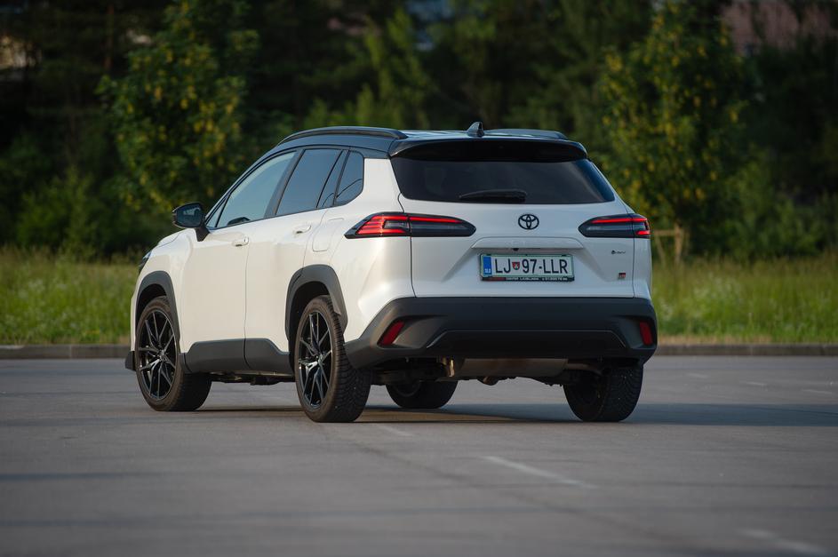 Toyota Cross GR