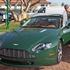 Brad Garrett - Aston Martin kabriolet