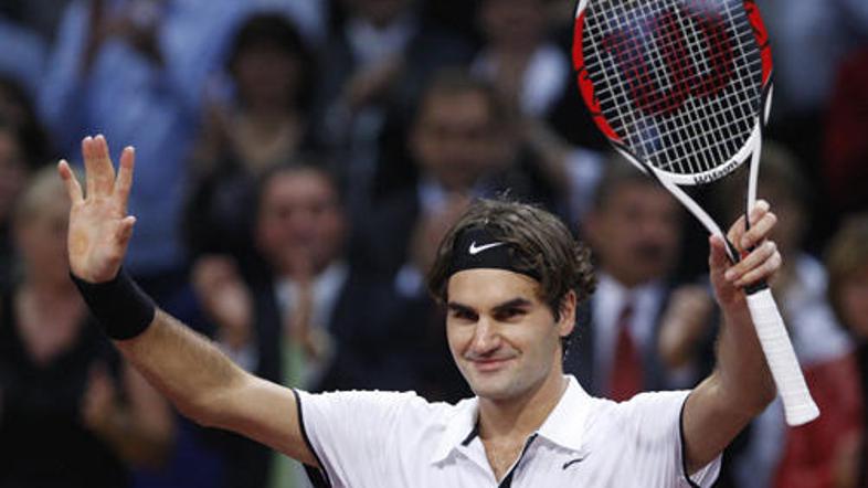 Roger Federer je tretjič zapored slavil v Baslu.
