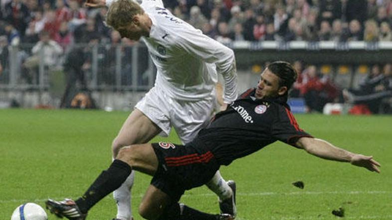 Dvoboj Martina Demichelisa (Bayern) in Pavla Pogrebnjaka (Zenit).