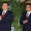 Xi Jinping (levo) in Li Keqiang. Eden od njiju bo najverjetneje nasledil predsed