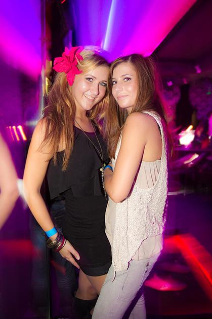 Vihravo sredino razvajanje nad mestom