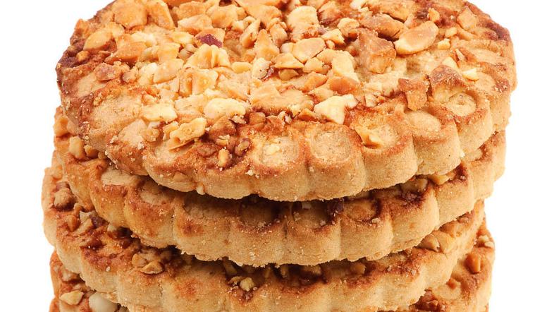 Potresite jih z orehi, mandlji ali lešniki ...