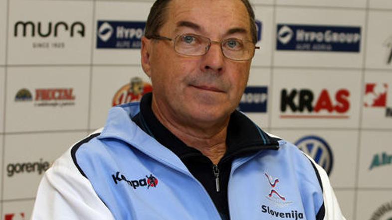 Miro Požun je že izbral reprezentante za kvaklifikacijski tekmi konec meseca.