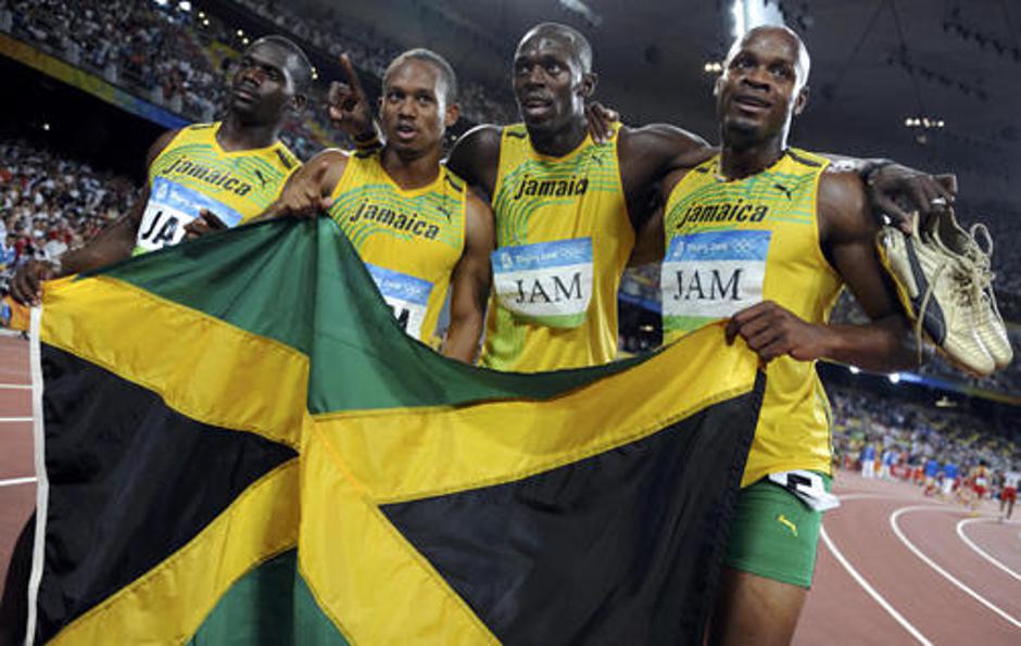 Zlati in rekordni: Nesta Carter, Michael Frater, Usain Bolt in Asafa Powel. | Avtor: Žurnal24 main