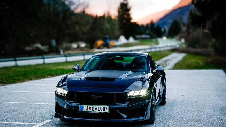 Ford Mustang Dark Horse