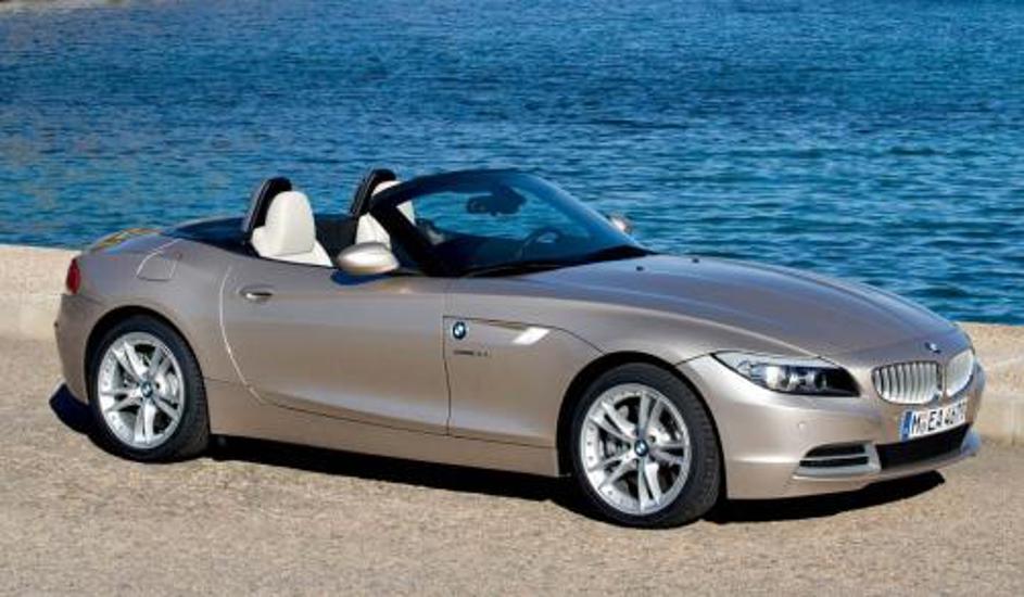 Z4 ostaja avto za užitke, zaradi trde strehe pa je pridobil tudi na uporabnosti.