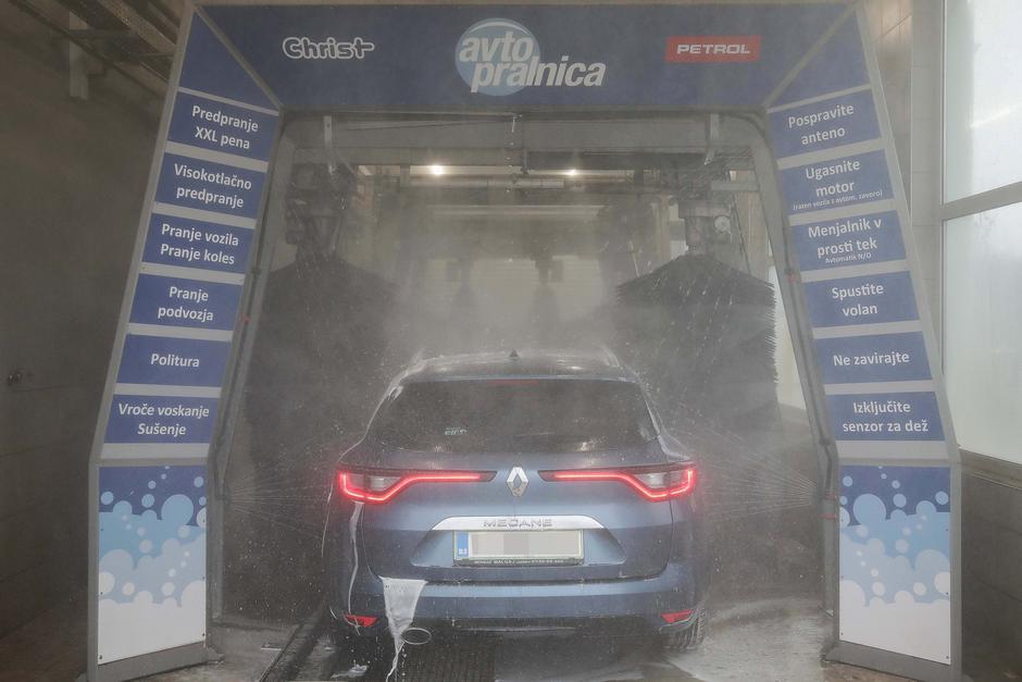 avtopralnica | Avtor: Saša Despot