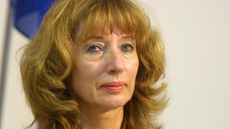 Vlada je na dopisni seji Mojco Škrinjar razrešila s položaja generalne direktori