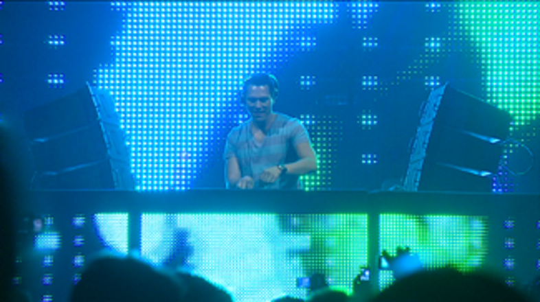 Tiësto je pred Ljubljano obiskal Sarajevo.